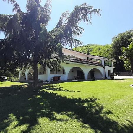 "Cara Pace" In Collina Per Famiglie Bed & Breakfast Montefiore Conca Bagian luar foto