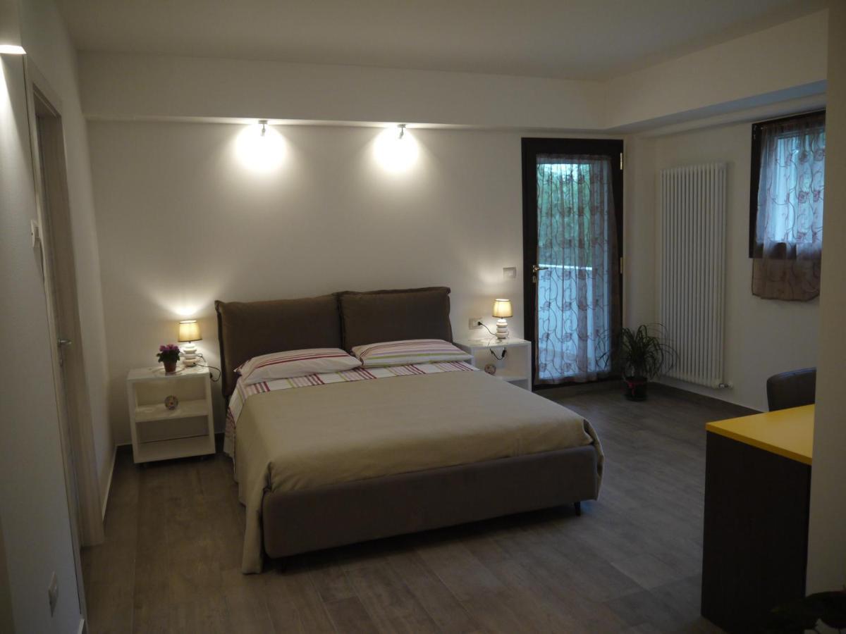 "Cara Pace" In Collina Per Famiglie Bed & Breakfast Montefiore Conca Bagian luar foto
