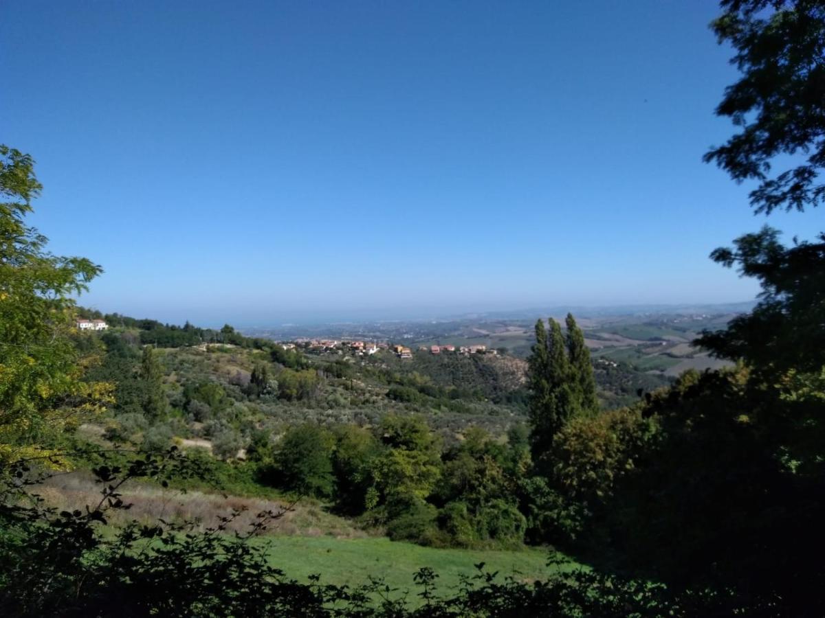 "Cara Pace" In Collina Per Famiglie Bed & Breakfast Montefiore Conca Bagian luar foto
