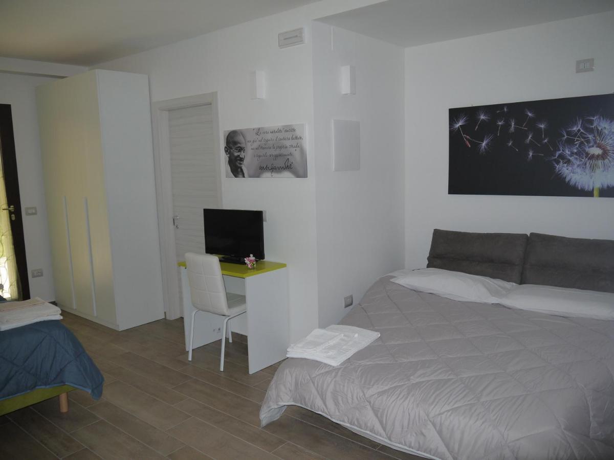 "Cara Pace" In Collina Per Famiglie Bed & Breakfast Montefiore Conca Bagian luar foto