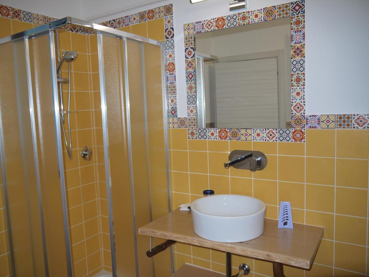 "Cara Pace" In Collina Per Famiglie Bed & Breakfast Montefiore Conca Bagian luar foto
